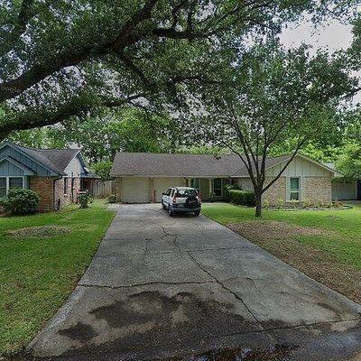 9011 Bintliff Dr, Houston, TX 77074