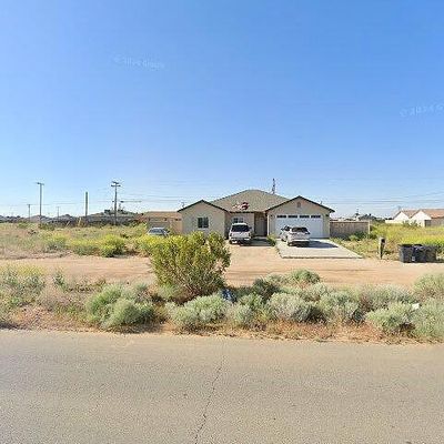 9016 Mendiburu Rd, California City, CA 93505