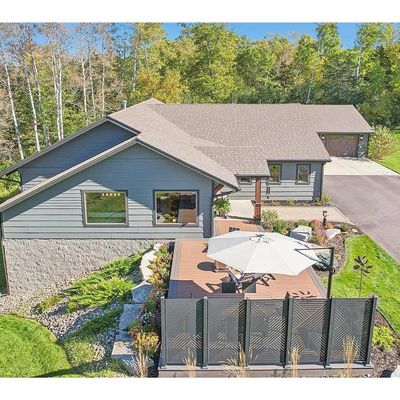 902 Crane Hill Trl, Hudson, WI 54016