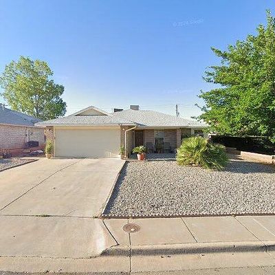 902 Mimosa Ave, Alamogordo, NM 88310