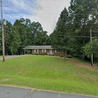 902 Mark Ave, Asheboro, NC 27205