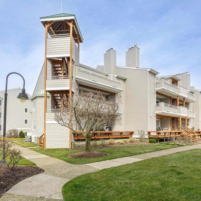 902 Ocean Dr #412, Cape May, NJ 08204