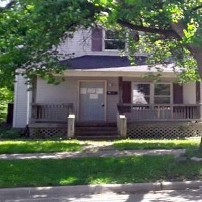 902 N Sycamore St, Lansing, MI 48906