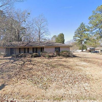 902 Wildwood Dr, Clinton, MS 39056