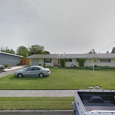 9022 Mcconnell Dr #A, Moses Lake, WA 98837