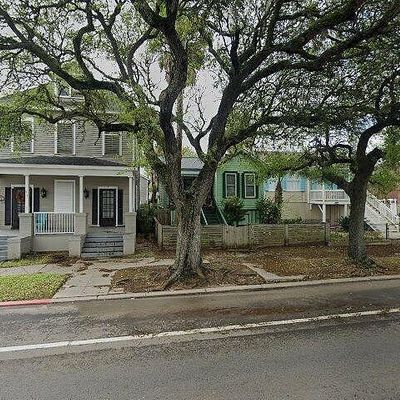 903 Broadway St, Galveston, TX 77550