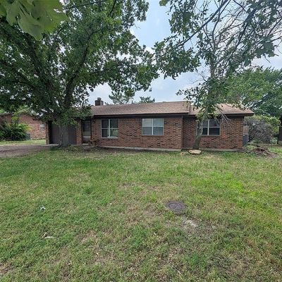 903 N Washburn St, Decatur, TX 76234