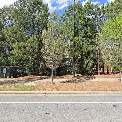 9042 Woodland Trl, Alpharetta, GA 30009