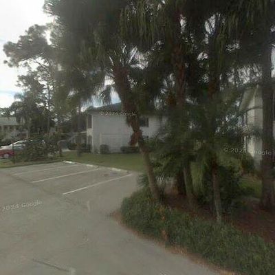 905 Augusta Blvd #6, Naples, FL 34113