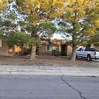 905 Avenida Manana, Roswell, NM 88203