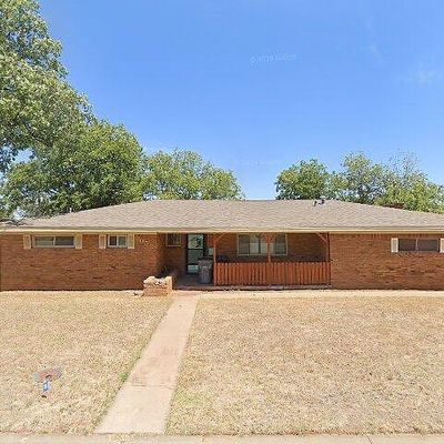 905 Cedar Ave, Wichita Falls, TX 76309