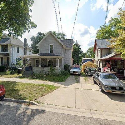 905 N Sycamore St, Lansing, MI 48906