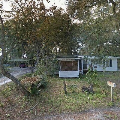 905 Randolph St, Crescent City, FL 32112