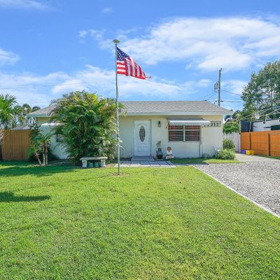 9052 Fountain Rd, Lake Worth, FL 33467