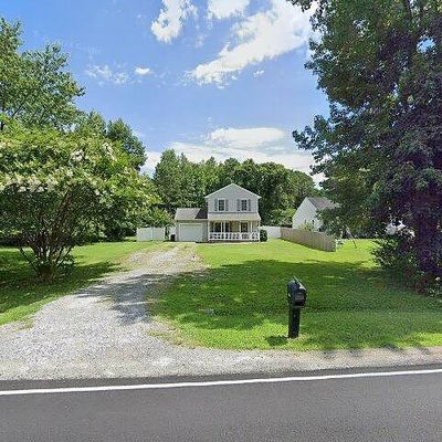 9052 Guinea Rd, Hayes, VA 23072