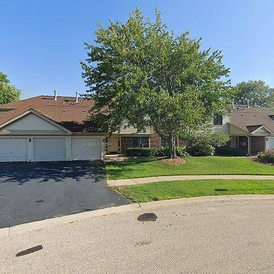 906 E Kings Row Unit 1, Palatine, IL 60074