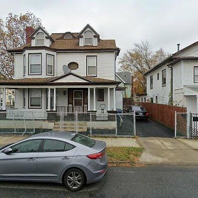 906 Kossuth St, Bridgeport, CT 06608