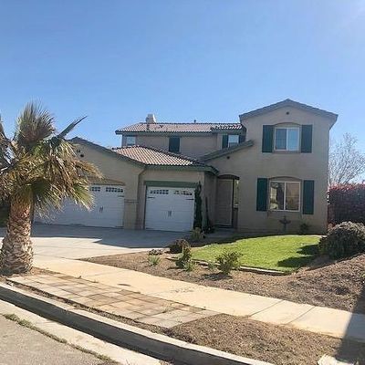 9063 Guadalupe Ave, Oak Hills, CA 92344