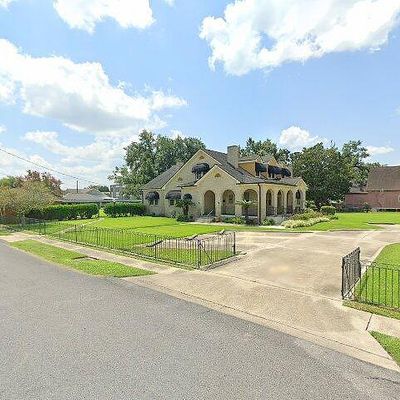 907 Jackson St, Thibodaux, LA 70301