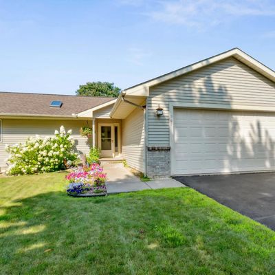 907 N Winter St, River Falls, WI 54022