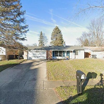 908 Country Club Ln, Anderson, IN 46011