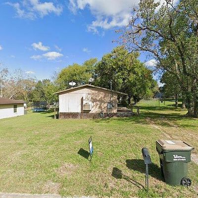 908 Moss Ln, Cuero, TX 77954