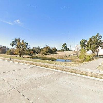 908 Red Oak Trl, Cedar Hill, TX 75104