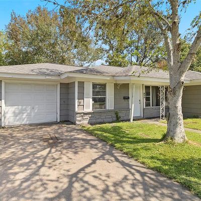 908 W Lobit St, Baytown, TX 77520