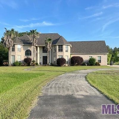 9080 Port Hudson Pride Rd, Zachary, LA 70791