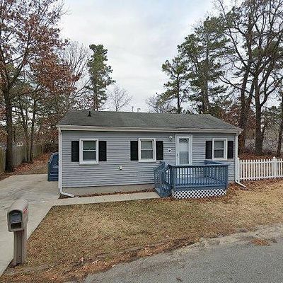 909 3 Rd Ave, Toms River, NJ 08757