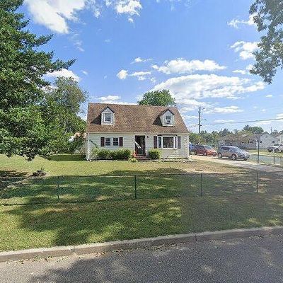 909 Cottage Ave, Lindenwold, NJ 08021