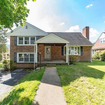 909 Penndale Ave, Reading, PA 19606