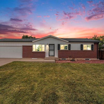 909 S Swadley St, Lakewood, CO 80228