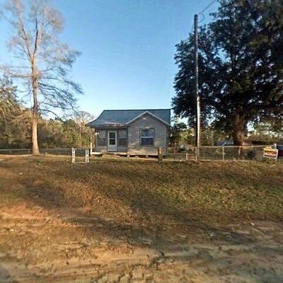 909 W Elder St, Colmesneil, TX 75938