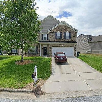 909 Wild Wolf Dr, Greensboro, NC 27406