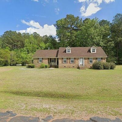 91 8 Th St, Elizabethtown, NC 28337