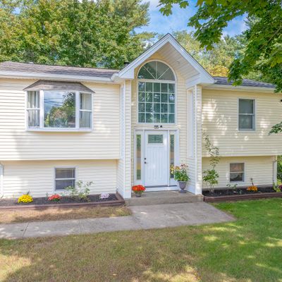 91 Leha Ave, Jewett City, CT 06351