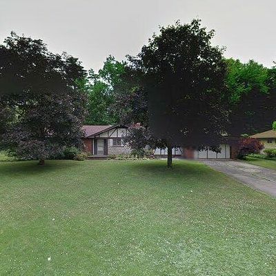 91 Lake Shore Dr, Youngstown, OH 44511