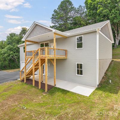 91 Smokey Quartz Ln, Flat Rock, NC 28731