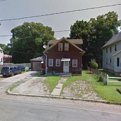 91 Walnut St, Agawam, MA 01001