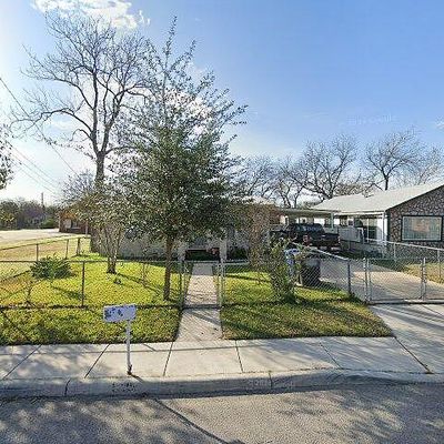 910 Chalmers Ave, San Antonio, TX 78211