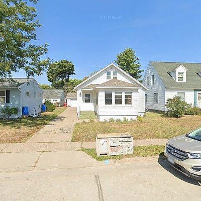 910 Gilmore Ave, Winona, MN 55987