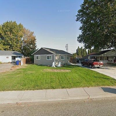 910 Sanford Ave, Richland, WA 99352