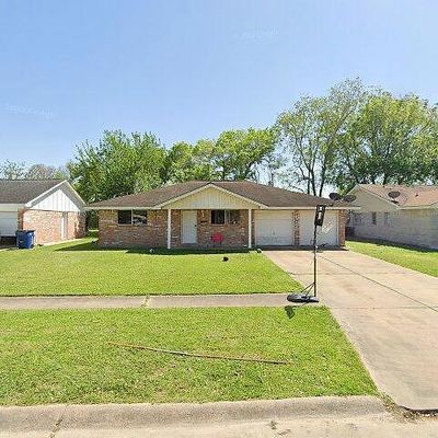 9105 San Jose Ave, Texas City, TX 77591