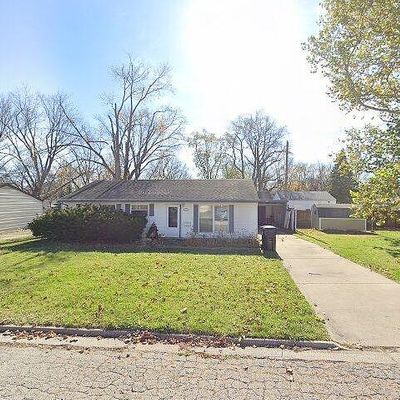 911 Fairchild Ave, Normal, IL 61761