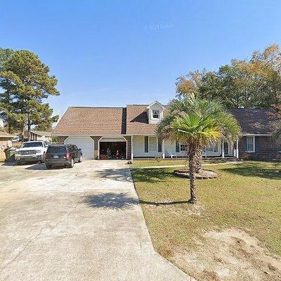 911 Sassafras Dr, Sumter, SC 29150