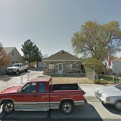 912 11 Th Ave, Scottsbluff, NE 69361