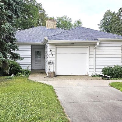 912 13 Th St S, Moorhead, MN 56560