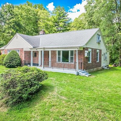 912 Hunt Rd, Newtown Square, PA 19073