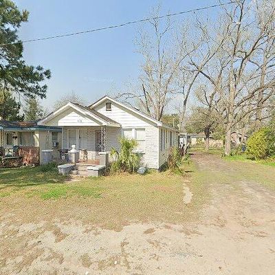 912 W 52 Nd St, Savannah, GA 31405